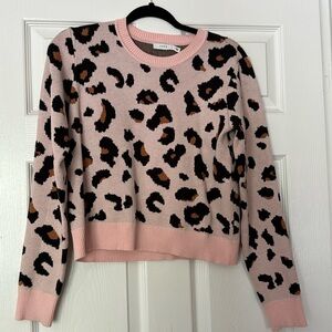 Vici leopard pink sweater size small 🩷
